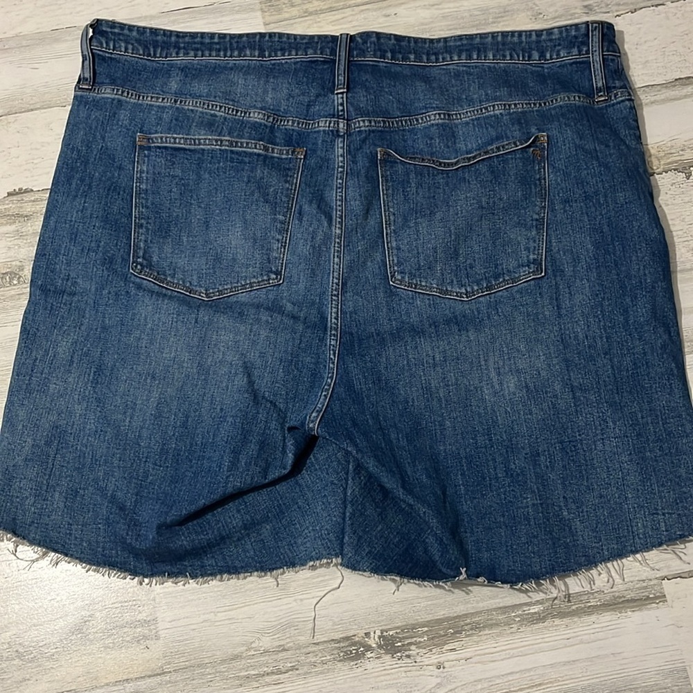 Madewell High- Rise Denim Shorts Mid- Length Size 37 NWT - Picture 2 of 11